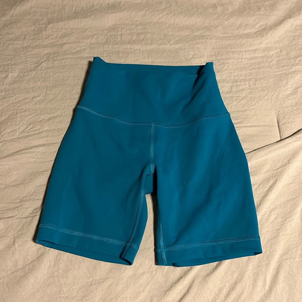 Lululemon Wunder Train High-Rise Short